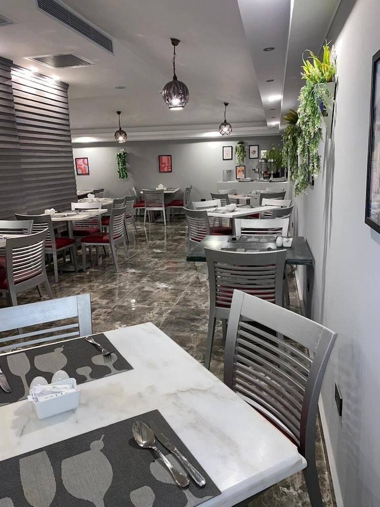 Hotel Golden Carven Cairo