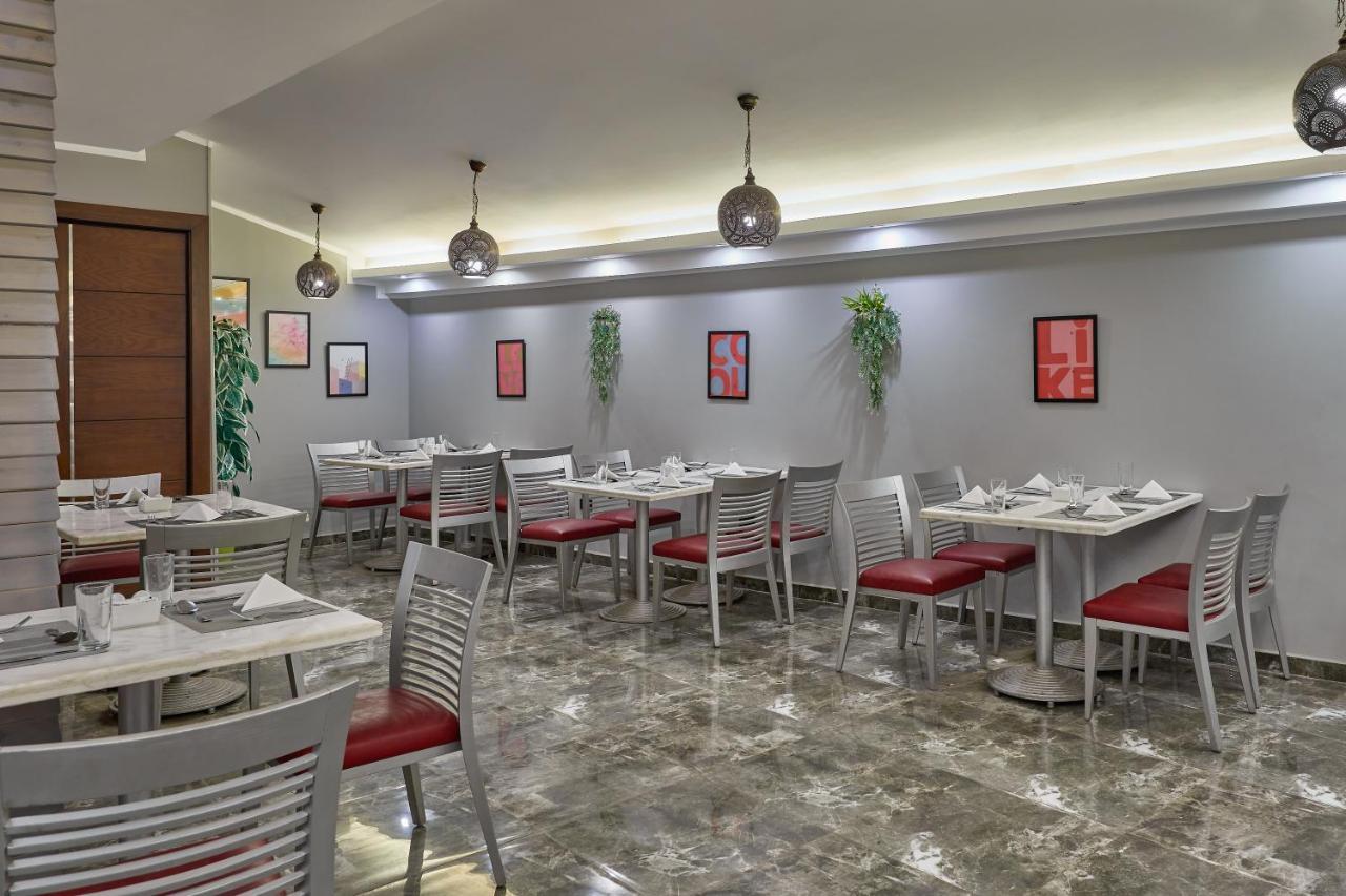 Hotel Golden Carven